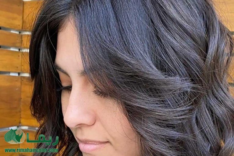 درباره این مقاله بیشتر بخوانید روش‌های حجم‌دهی به موهای نازک و کم‌پشت؛ از متدهای آرایشی تا مراقبت‌های خانگی